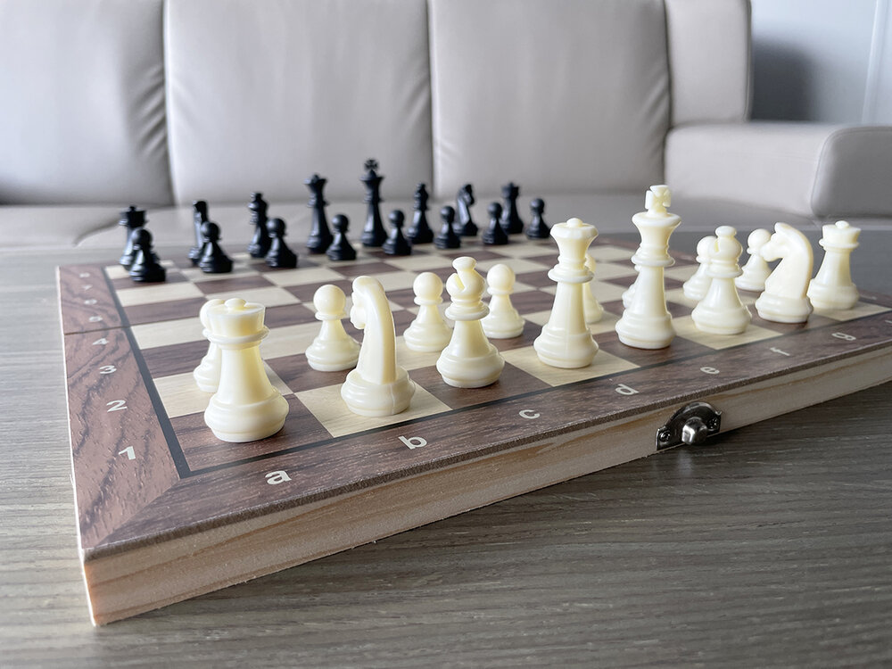 Magnetisch Schaakbord met Schaakstukken - Chess King - 34x34 cm - Schaakspel - Hout - Opklapbaar