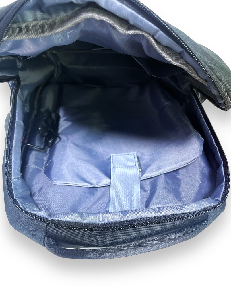 Rugzak - met USB Oplaadpoort - Zwart -  30 x 15 x 42 cm