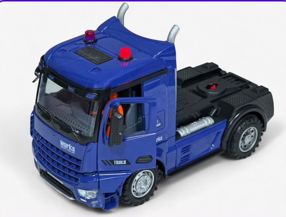 RC Long Vehicle Truck - XXL afstand bestuurbaar Tankwagen met Verlichting, Geluid en Afneembare Tanktrailer &ndash; 55 cm