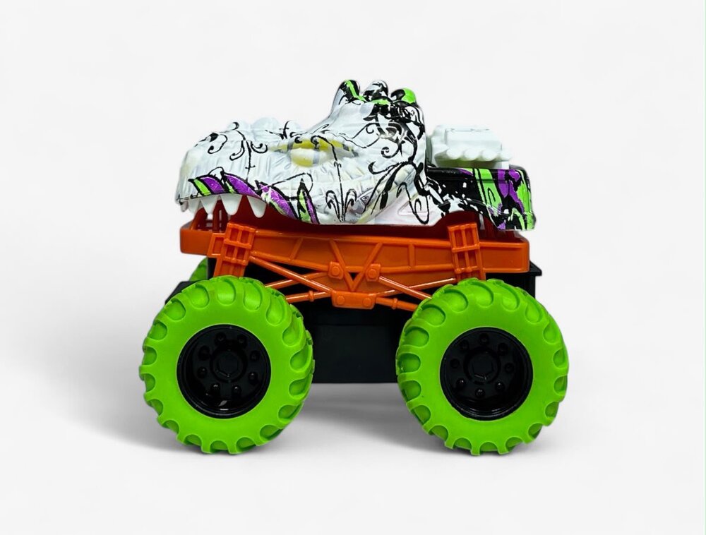 BEAST of PREY RC CAR - Mini Bestuurbare Race Auto - Oplaadbaar + USB 