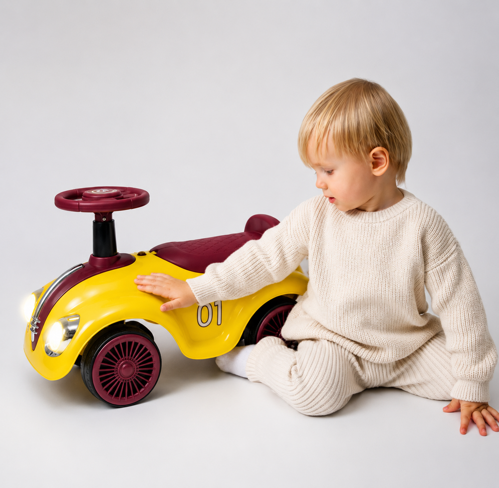 Classic Luxury Retro Car - Loopauto 55CM - Geel - muziek &amp; lichtjes