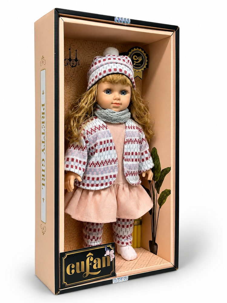 Cufan Knuffelpop 40 cm - Zacht Lijfje &amp; Winterkleding &ndash; Vinyl Pop met Acryl Ogen