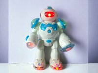 ROBOT - interactieve speelgoed robot - licht en geluidseffecten 25CM