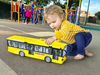 City Schoolbus - 28CM - frictie motor - speelgoedvoertuig - licht en geluid