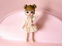 Speelgoed Pop met Leuke Outfit - Gedraaid Haar - Unieke Stijl - Jelena&nbsp;Fashion Style - H24cm&nbsp;