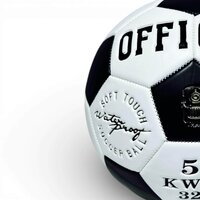 Voetbal - Bal - Maat 5 - STS SUBEC BAL - Zwart en wit voetbal - Klassieke design 5 KWB 32