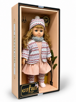 Cufan Knuffelpop 40 cm - Zacht Lijfje &amp; Winterkleding &ndash; Vinyl Pop met Acryl Ogen
