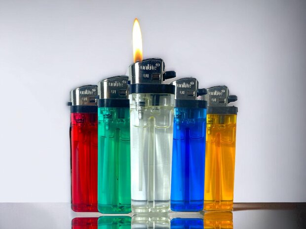 Flint lighter 50 pieces - disposable Transparent