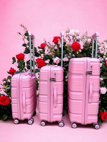 Travel suitcase - luggage - pink - silicone 68CM