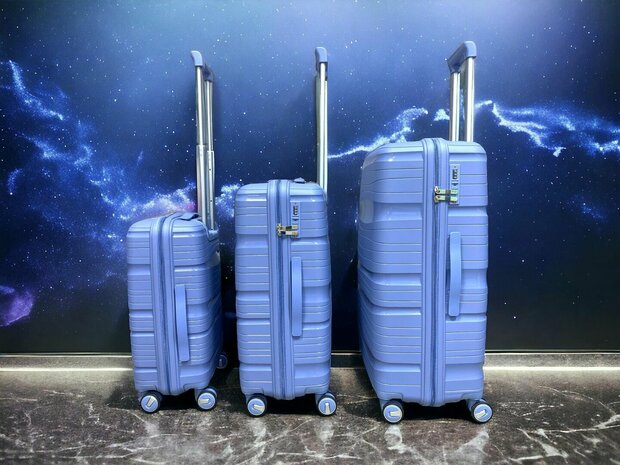 Travel suitcase - hand luggage - sapphire blue  - silicone 55CM