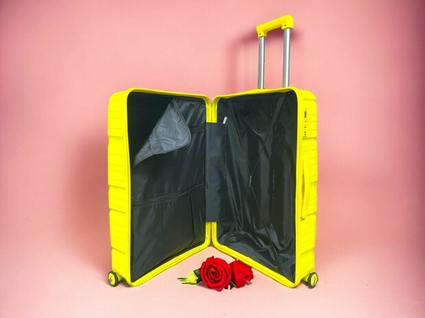 Travel suitcase - hand luggage - yellow - silicone 55CM