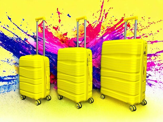 Travel suitcase - hand luggage - yellow - silicone 55CM