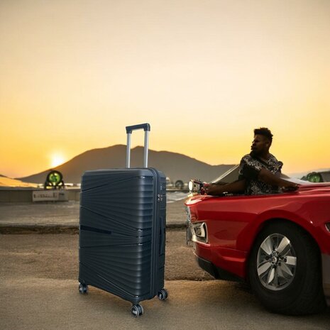 Luxury Suitcase Set Trolley Set 3-piece PP silicone travel case (black color)