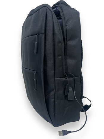 Q-Bags - USB Backpack black - Splashproof