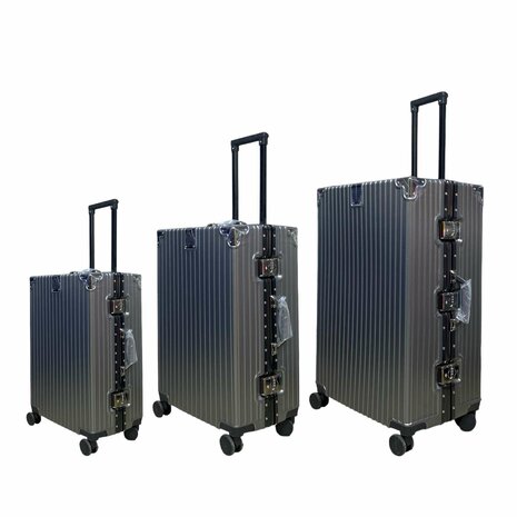 Suitcase set with hard shell, PC ABS aluminum 4 metal corners for protection gray