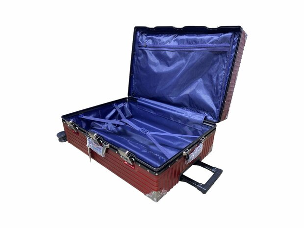 Suitcase set with hard shell, PC ABS aluminum 4 metal corners for protection red