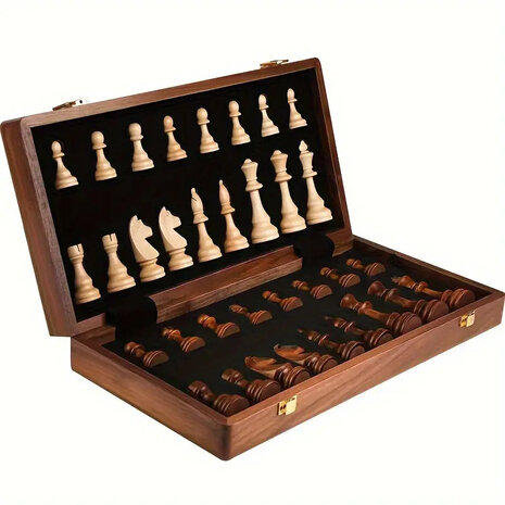 Wood Chess - Wooden Chessboard - 45x45cm - Foldable - 2 Extra Queens