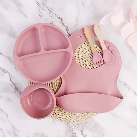 TableWare baby Set - Silicone baby tableware set - Dishwasher safe - 6 pieces - light pink