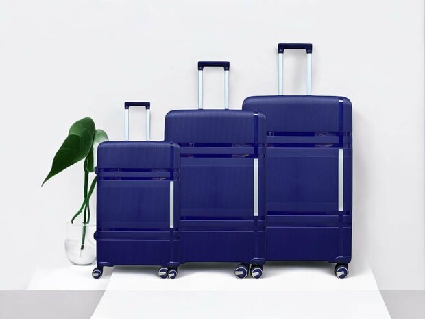 Luxe koffer groot 65cm - tot 28kg - 4 spinner wielen - donkerblauw -&nbsp;100% Polypropyleen - 2023 Edition