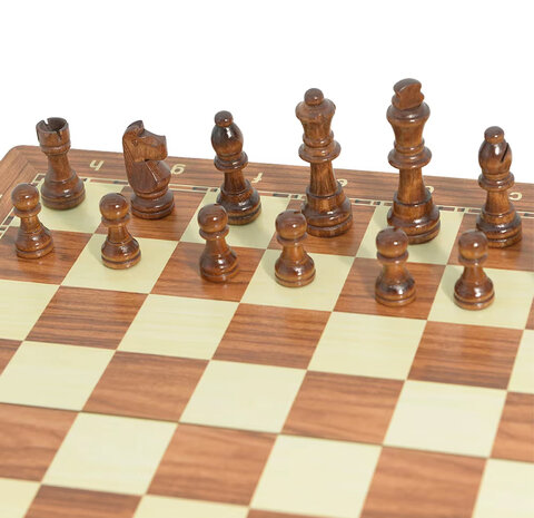 Magnetische Schaakset van Rozenhout - Met Ge&iuml;ntegreerde Sluiting - 38.8cm Schaakbord