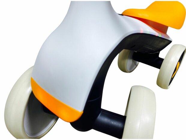 4-Wheel Magic loopfiets - 55CM - oranje - Muziek &amp; Lichtjes